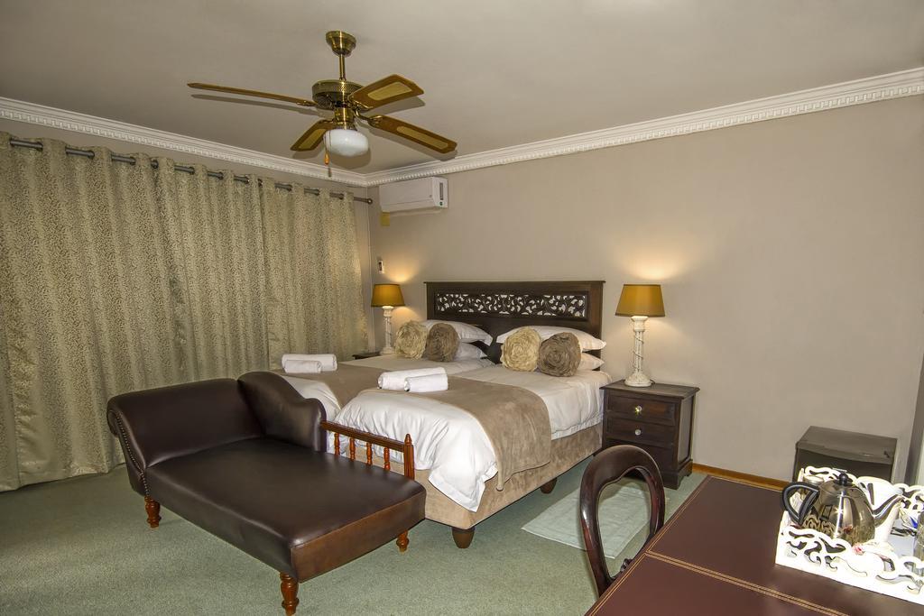 Hotel Sewende Hemel Kroonstad Habitación foto